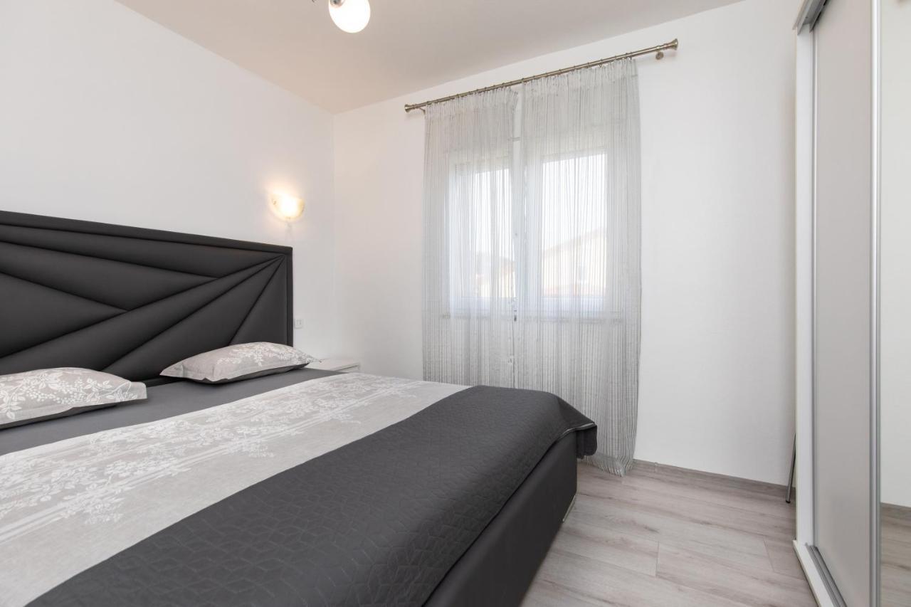 Villa Nina Baska Esterno foto